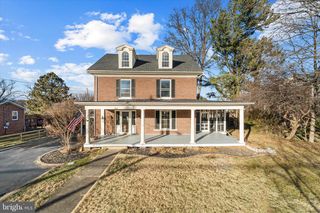 311 W MAIN ST, Purcellville, VA 20132