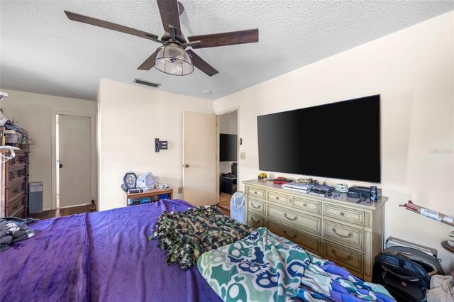 2439 FEIFFER CIRCLE, Sarasota, FL 34235