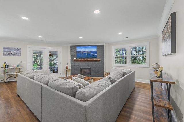 1854 Hutton Court, Charleston, SC 29407