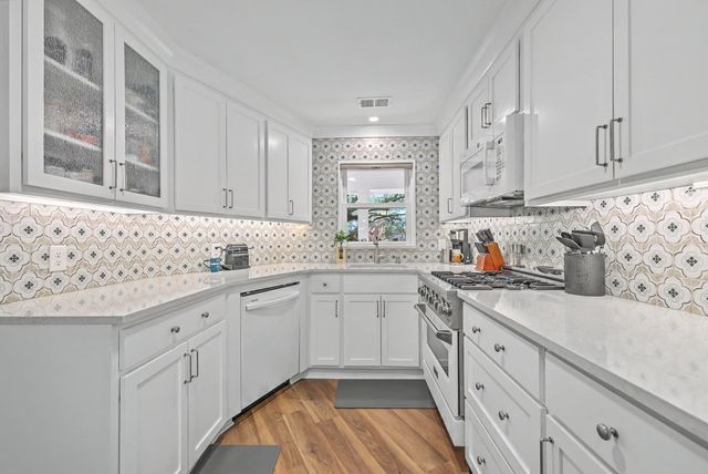 1854 Hutton Court, Charleston, SC 29407