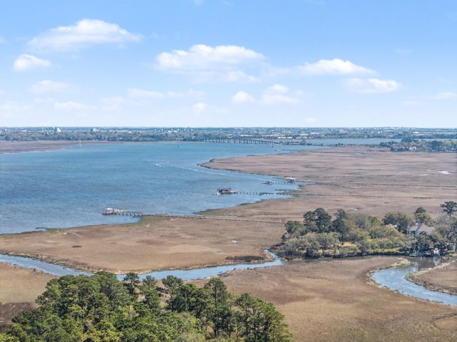 1854 Hutton Court, Charleston, SC 29407