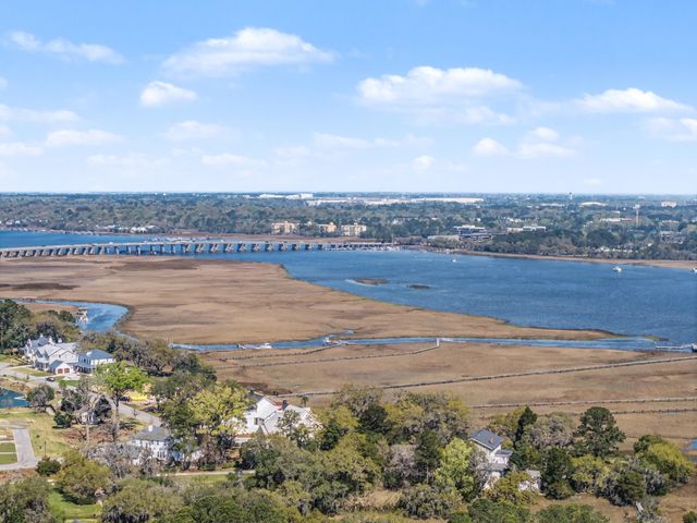 1854 Hutton Court, Charleston, SC 29407