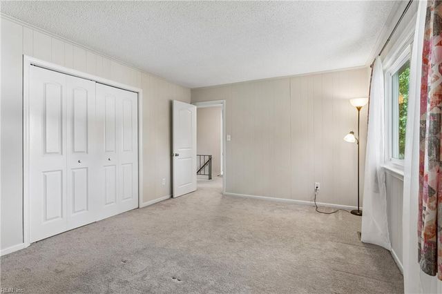 588 Windjammer CRES, Newport News, VA 23602