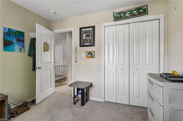 588 Windjammer CRES, Newport News, VA 23602