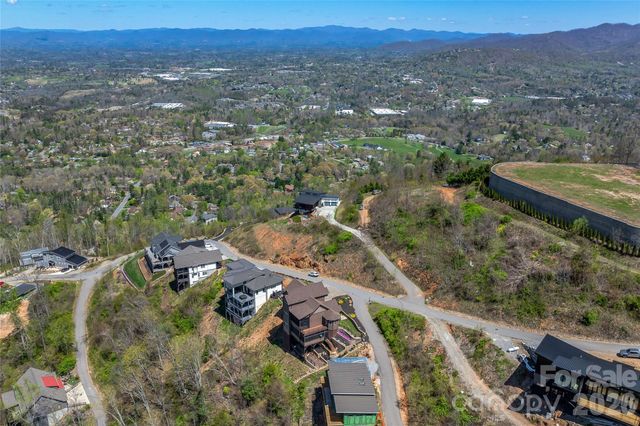 179 Serenity Ridge Trail, Asheville, NC 28804