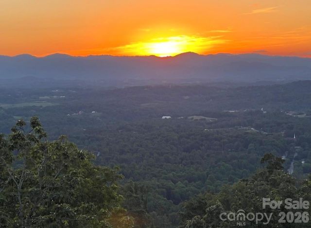 179 Serenity Ridge Trail, Asheville, NC 28804