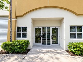 2061 NW 112th Avenue 137, Sweetwater, FL 33172