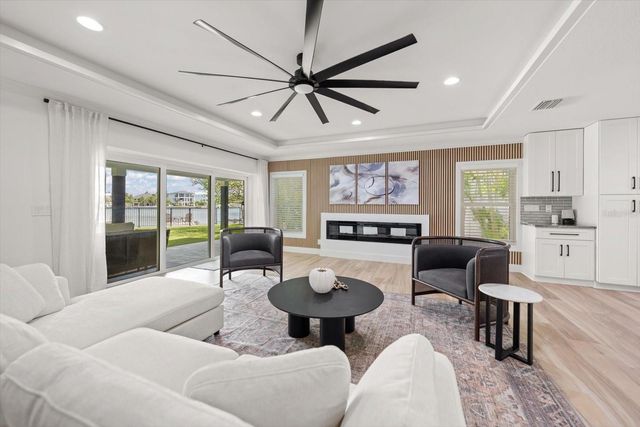 1907 BAY BOULEVARD, Indian Rocks Beach, FL 33785