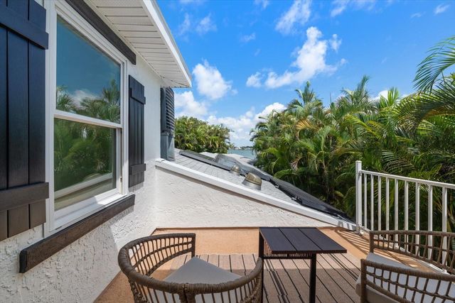 1907 BAY BOULEVARD, Indian Rocks Beach, FL 33785