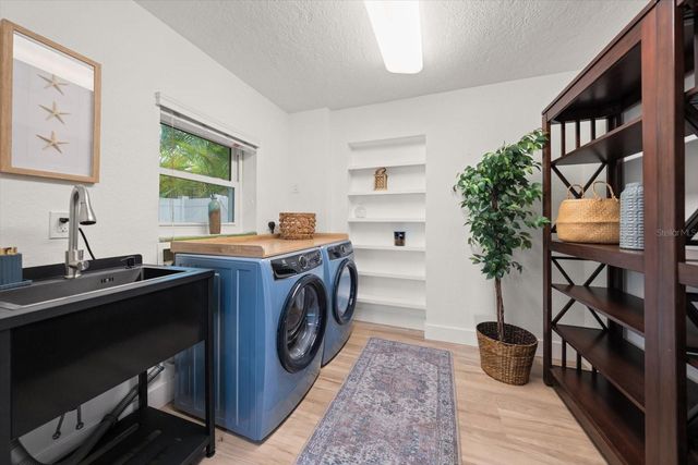1907 BAY BOULEVARD, Indian Rocks Beach, FL 33785