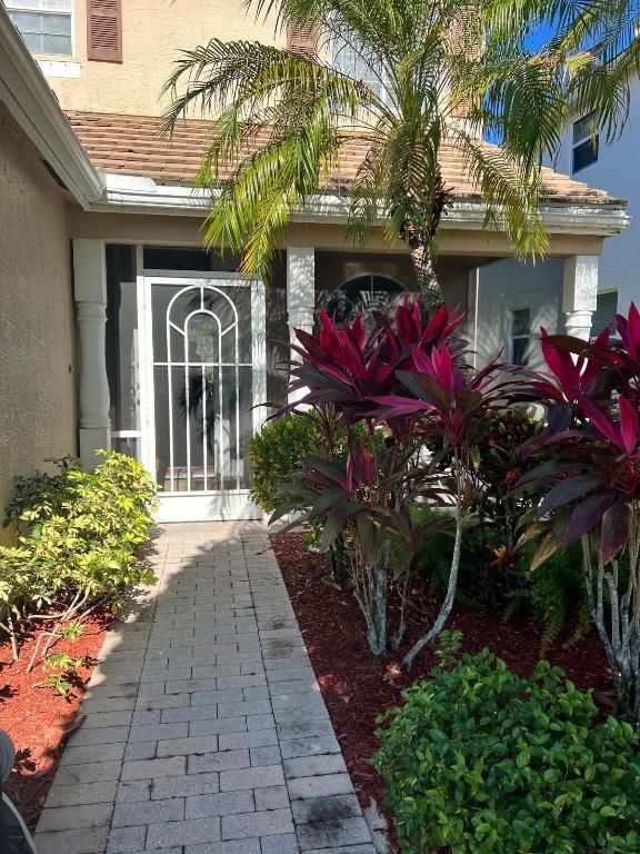 217 Berenger Walk, Royal Palm Beach, FL 33414