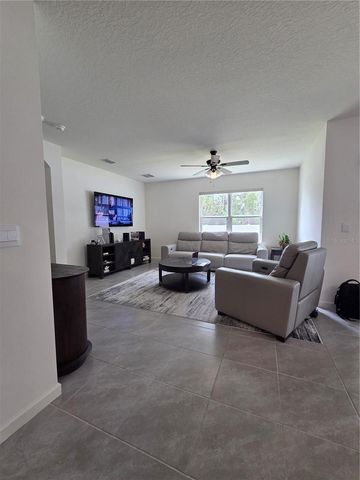 466 HALEYBURY STREET SW, Palm Bay, FL 32908