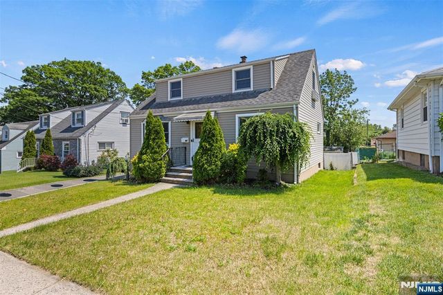 60 16th Avenue, Elmwood Park, NJ 07407