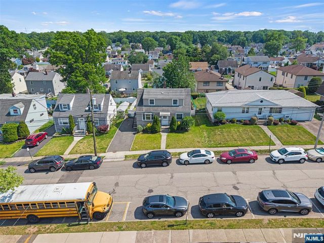 60 16th Avenue, Elmwood Park, NJ 07407