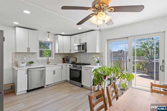 60 16th Avenue, Elmwood Park, NJ 07407