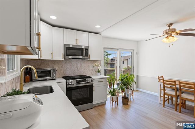 60 16th Avenue, Elmwood Park, NJ 07407