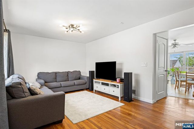 60 16th Avenue, Elmwood Park, NJ 07407