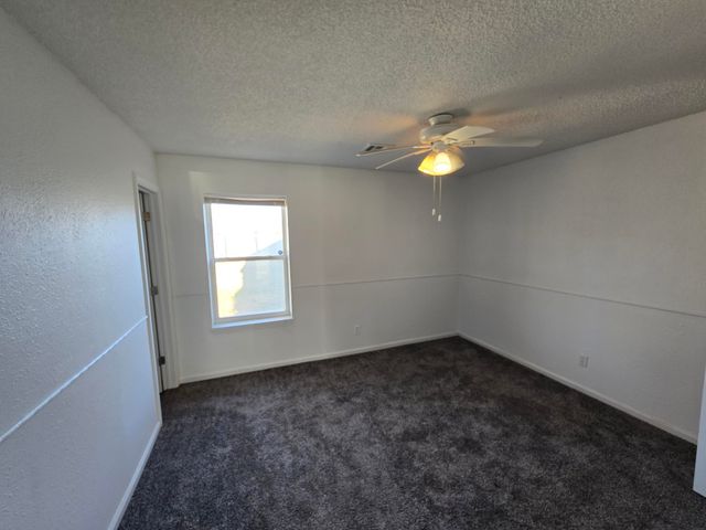 2027 P Street SW, Miami, OK 74354