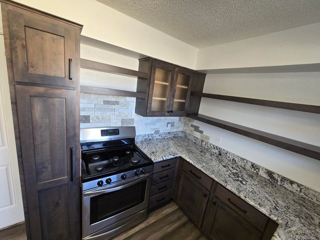 2027 P Street SW, Miami, OK 74354