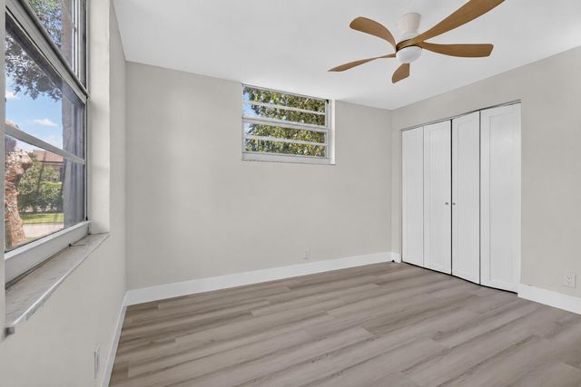7 Willowbrook Lane 101, Delray Beach, FL 33446