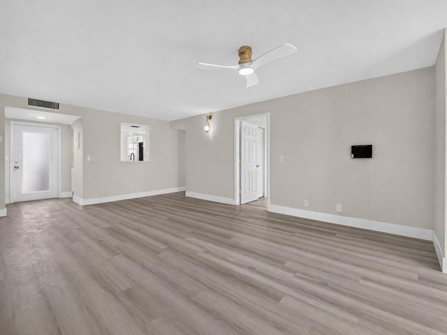 7 Willowbrook Lane 101, Delray Beach, FL 33446