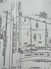 101 Stanley Farm Road, Kernersville, NC 27284