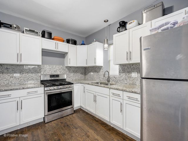 6932 S Green Street, Chicago, IL 60621