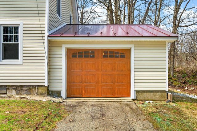 25 Bluff Street, Proctor, VT 05765