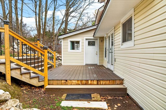 25 Bluff Street, Proctor, VT 05765