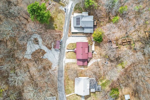 25 Bluff Street, Proctor, VT 05765