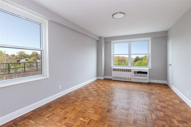 281 Garth Road B6F, Scarsdale, NY 10583