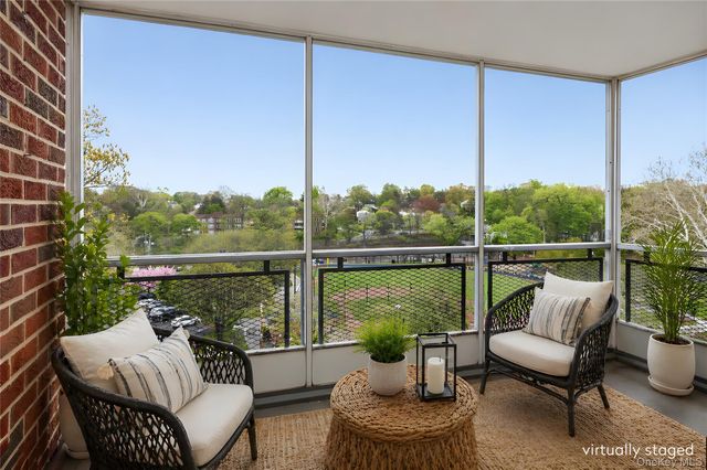 281 Garth Road B6F, Scarsdale, NY 10583