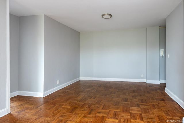 281 Garth Road B6F, Scarsdale, NY 10583