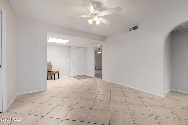 517 W DUKE Drive, Tempe, AZ 85283