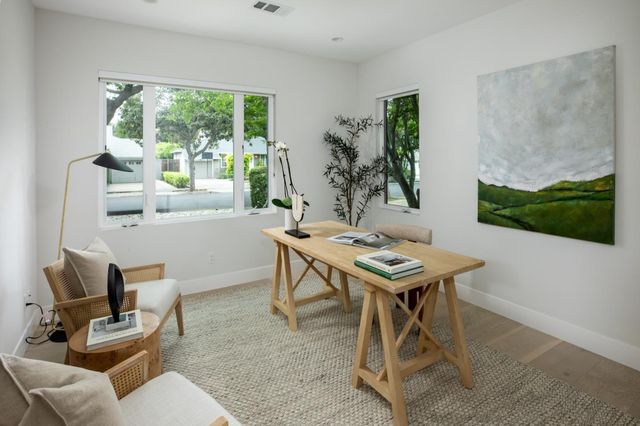 1036 Oakland Avenue, Menlo Park, CA 94025