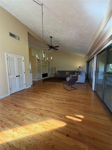 8 CANTERBURY DRIVE, Haines City, FL 33844