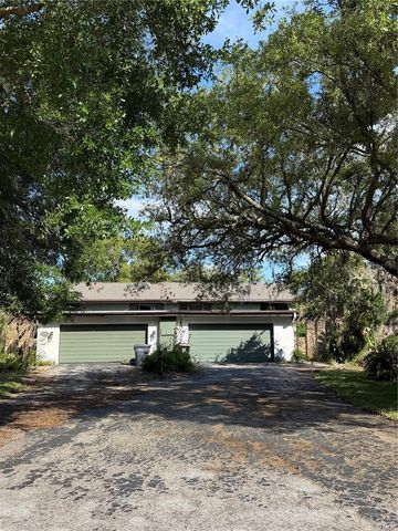 8 CANTERBURY DRIVE, Haines City, FL 33844