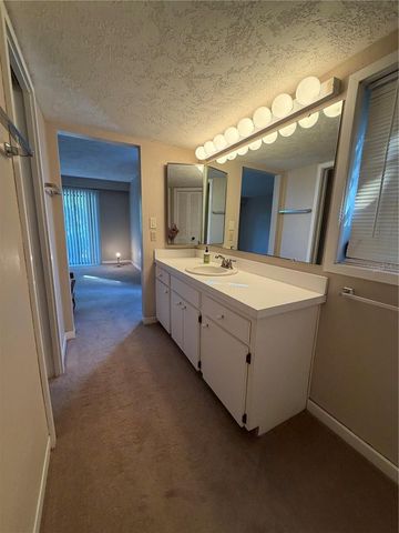 8 CANTERBURY DRIVE, Haines City, FL 33844