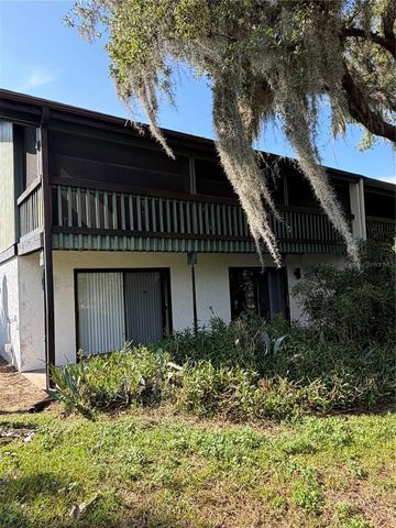 8 CANTERBURY DRIVE, Haines City, FL 33844