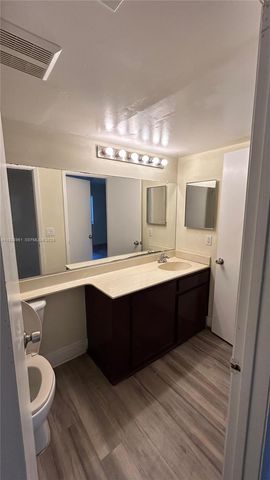 5686 Rock Island Rd 107, Tamarac, FL 33319