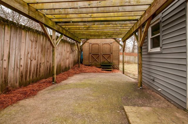 821 W McKennie Ave, Nashville, TN 37206