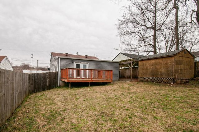 821 W McKennie Ave, Nashville, TN 37206