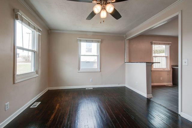 821 W McKennie Ave, Nashville, TN 37206