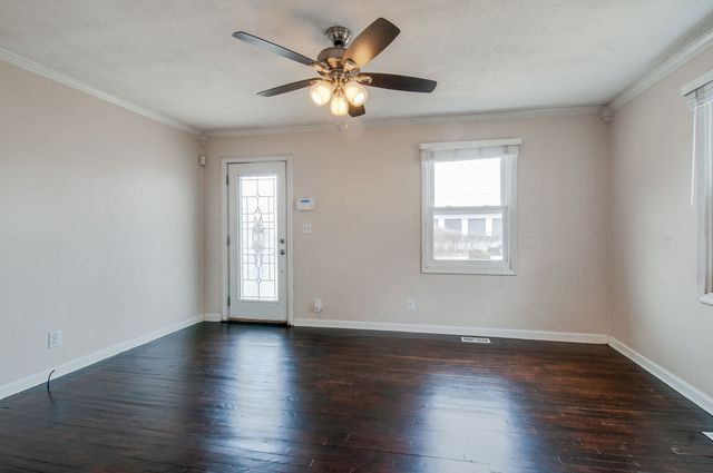 821 W McKennie Ave, Nashville, TN 37206