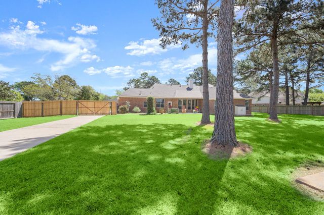 16013 Creek Hill Lane, Cypress, TX 77429