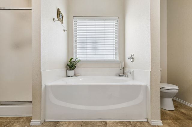 10980 Caldwell Lane, Fort Worth, TX 76179