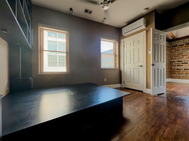 11 W 1st Avenue, B, Columbus, OH 43201