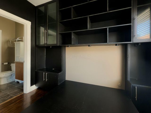 11 W 1st Avenue, B, Columbus, OH 43201