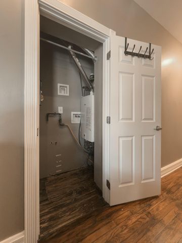 11 W 1st Avenue, B, Columbus, OH 43201