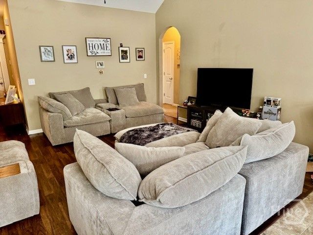 273 Owens Street NE, Ludowici, GA 31316